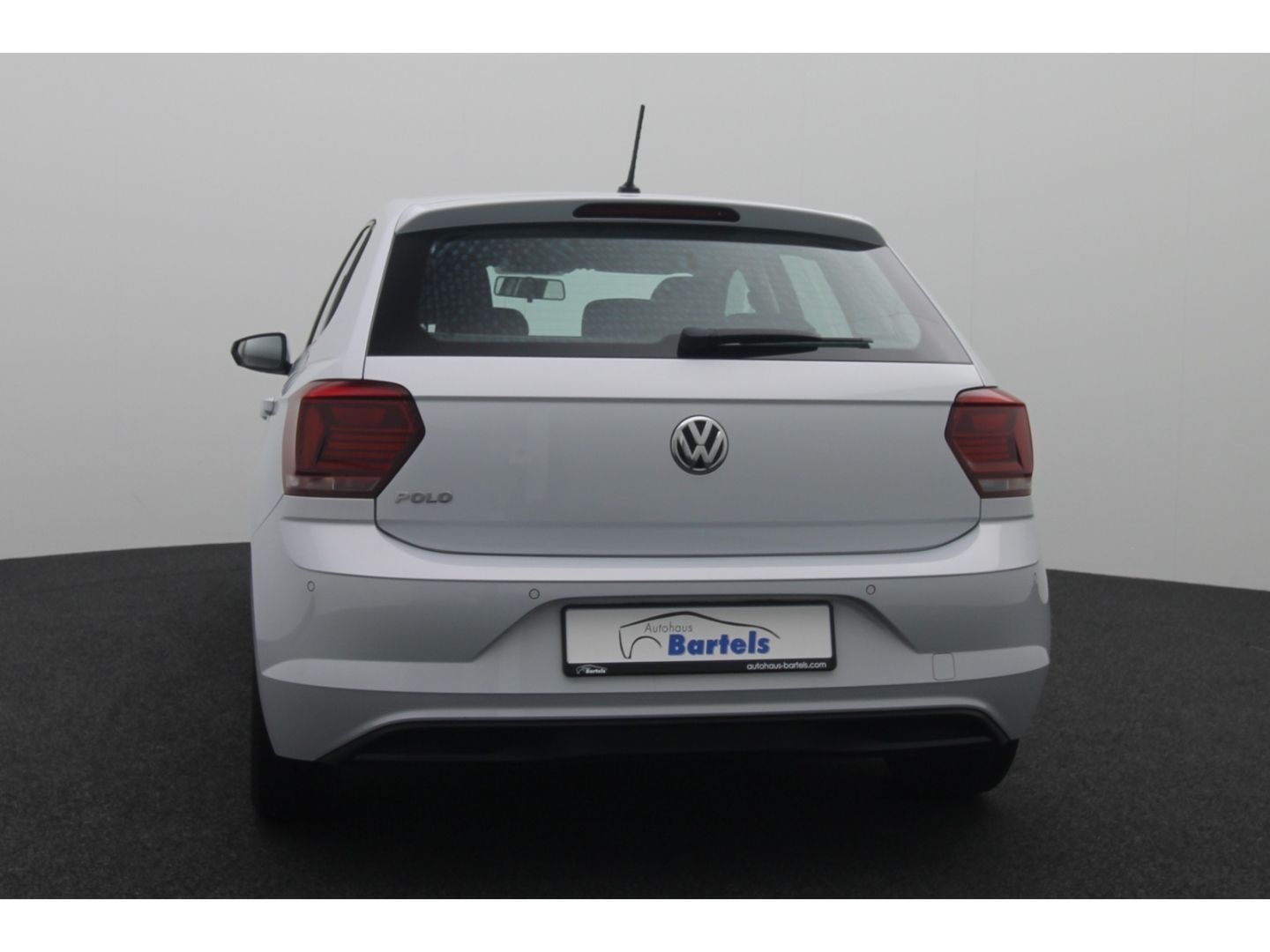 Fahrzeugabbildung Volkswagen Polo 1.0 VI Trendline Multifunktion SHZ