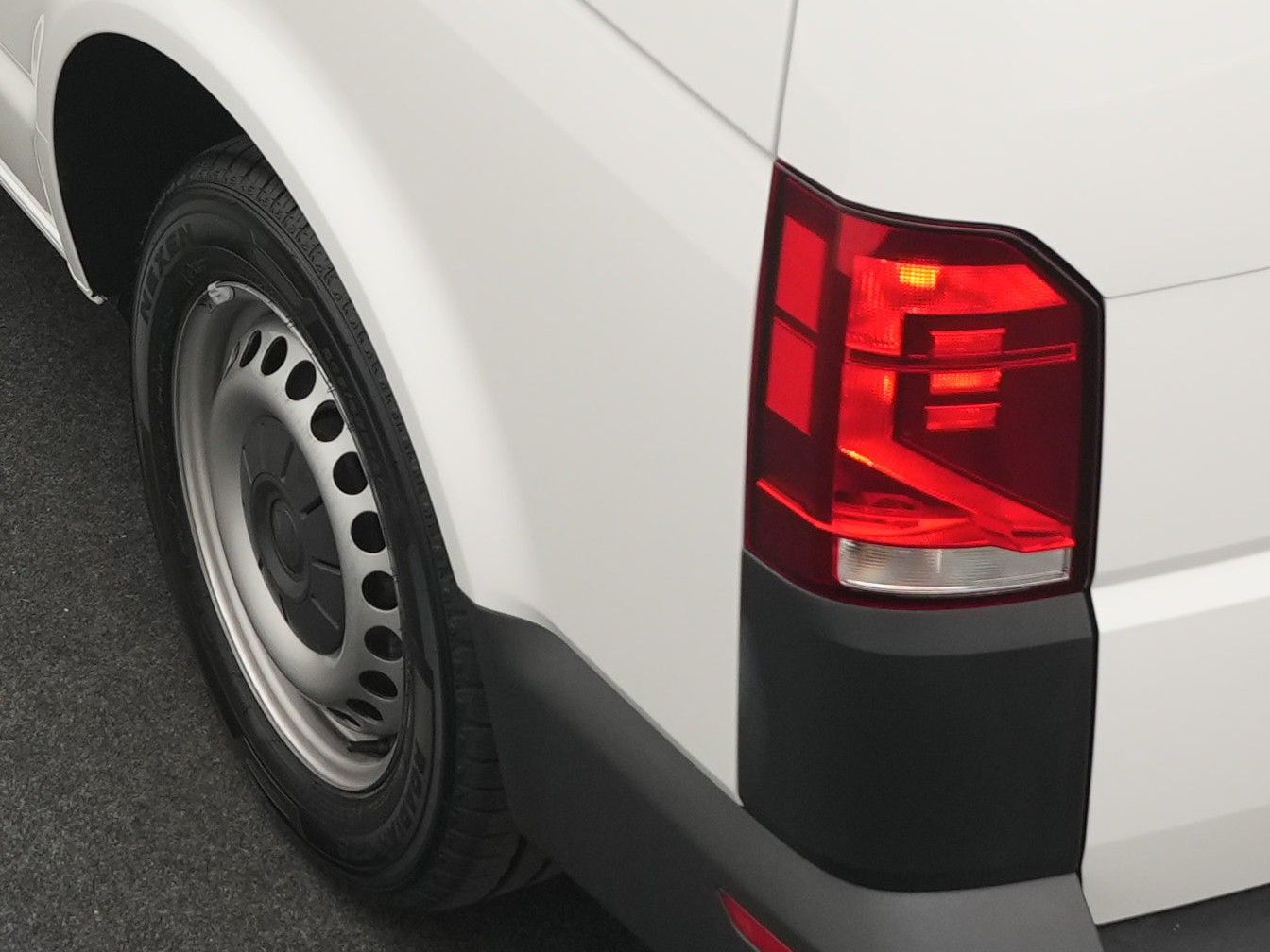 Volkswagen T6 Transporter - Bild 20