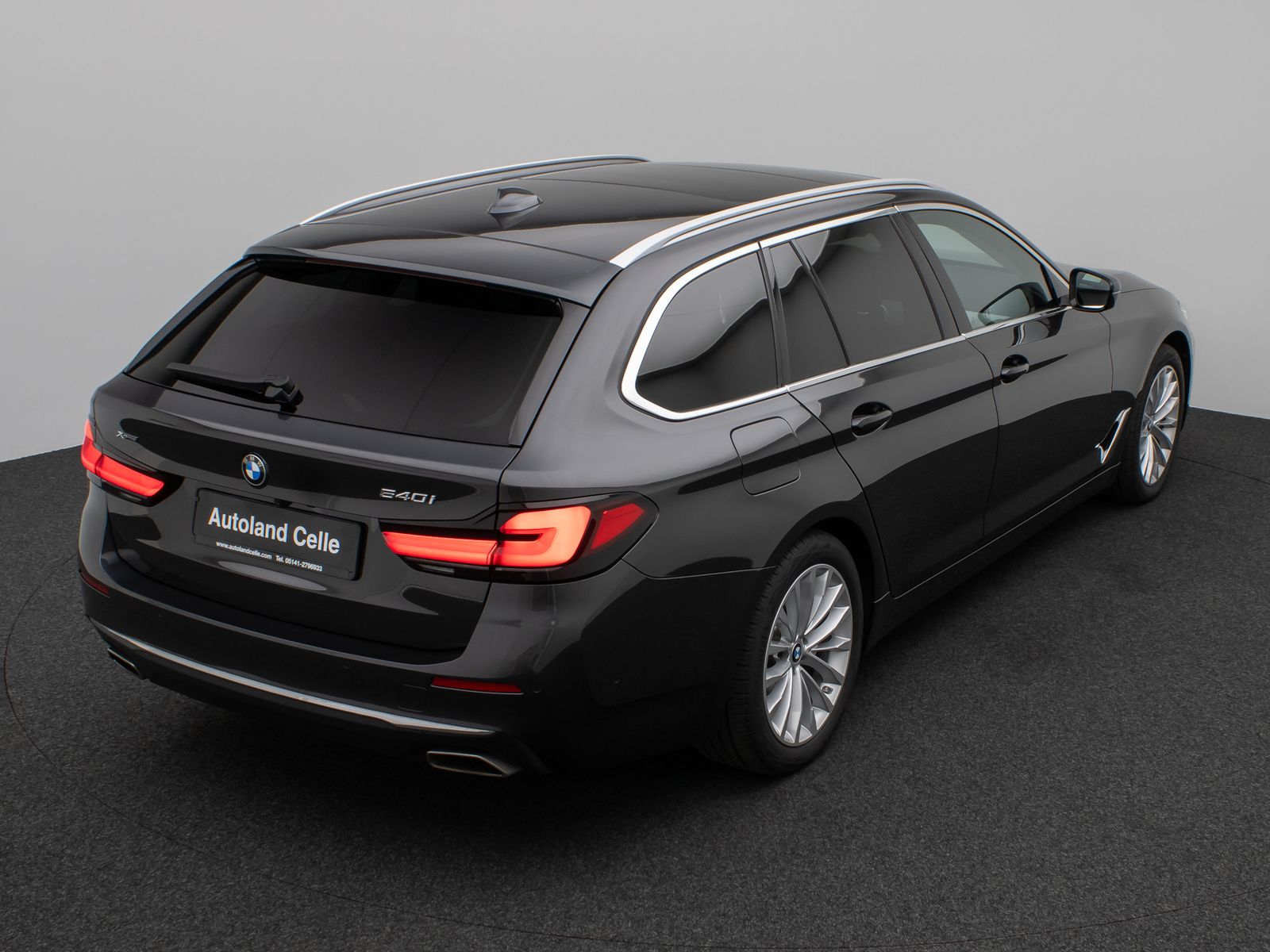 Fahrzeugabbildung BMW 540i xD LuxuryLine Panorama Laser Kamera SoftCL