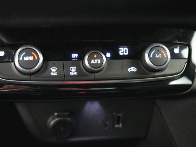 Corsa F ULTIMATE AT+LED MATRIX+NAVI+RÜCKFAHRKAME