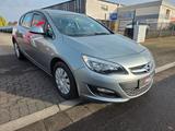 Opel Astra J Lim. 1,6 ECO TEC Selection FINANZIERUNG - Opel Astra: Finanzierung