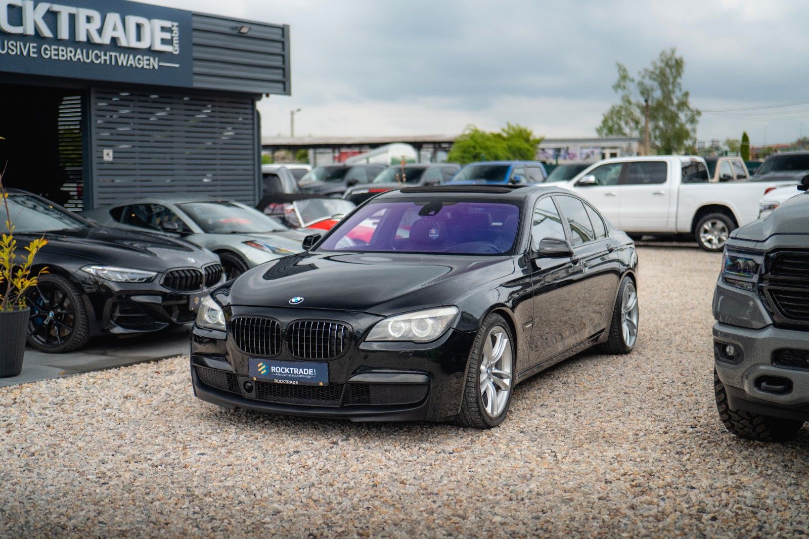 Fahrzeugabbildung BMW 740d M-Sport Black Edition *FULL Options*LESEN!*