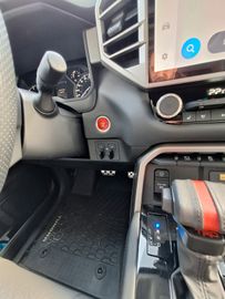 Toyota Tundra - 9