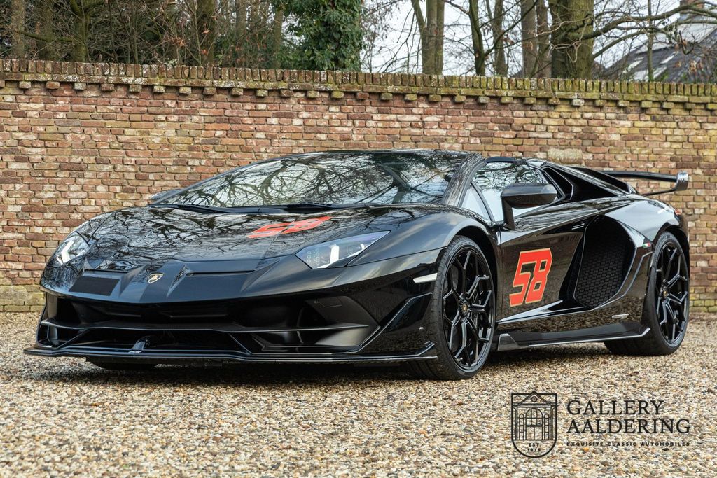 Image of Lamborghini Aventador