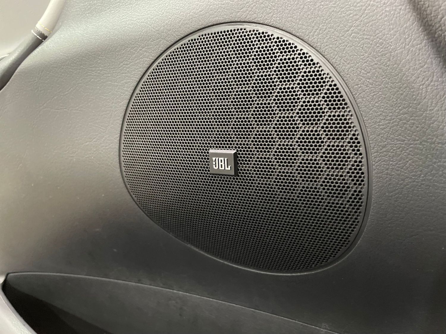 Fahrzeugabbildung Peugeot 207 CC Roland Garros #Tempomat#JBL#Shz