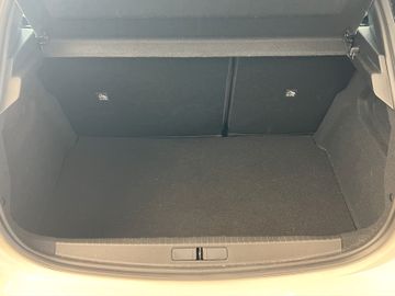 Fotografie des Opel Corsa F GS Kamera LED Sitzheizg Allwetterreifen