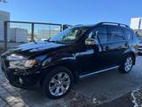 Mitsubishi Outlander Motion 2WD BI-XENON*CAM*SHZ*TEMPO*AHK - Mitsubishi Outlander: Motion