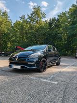 Renault Clio RS TCe 200 EDC RS - Renault Clio: Rs200