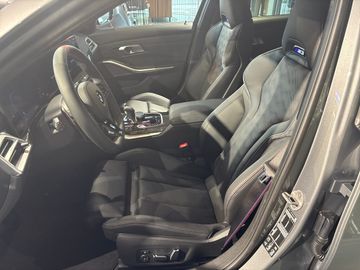 BMW M3 Competition M XDR M Drivers P. HK HiFi DAB