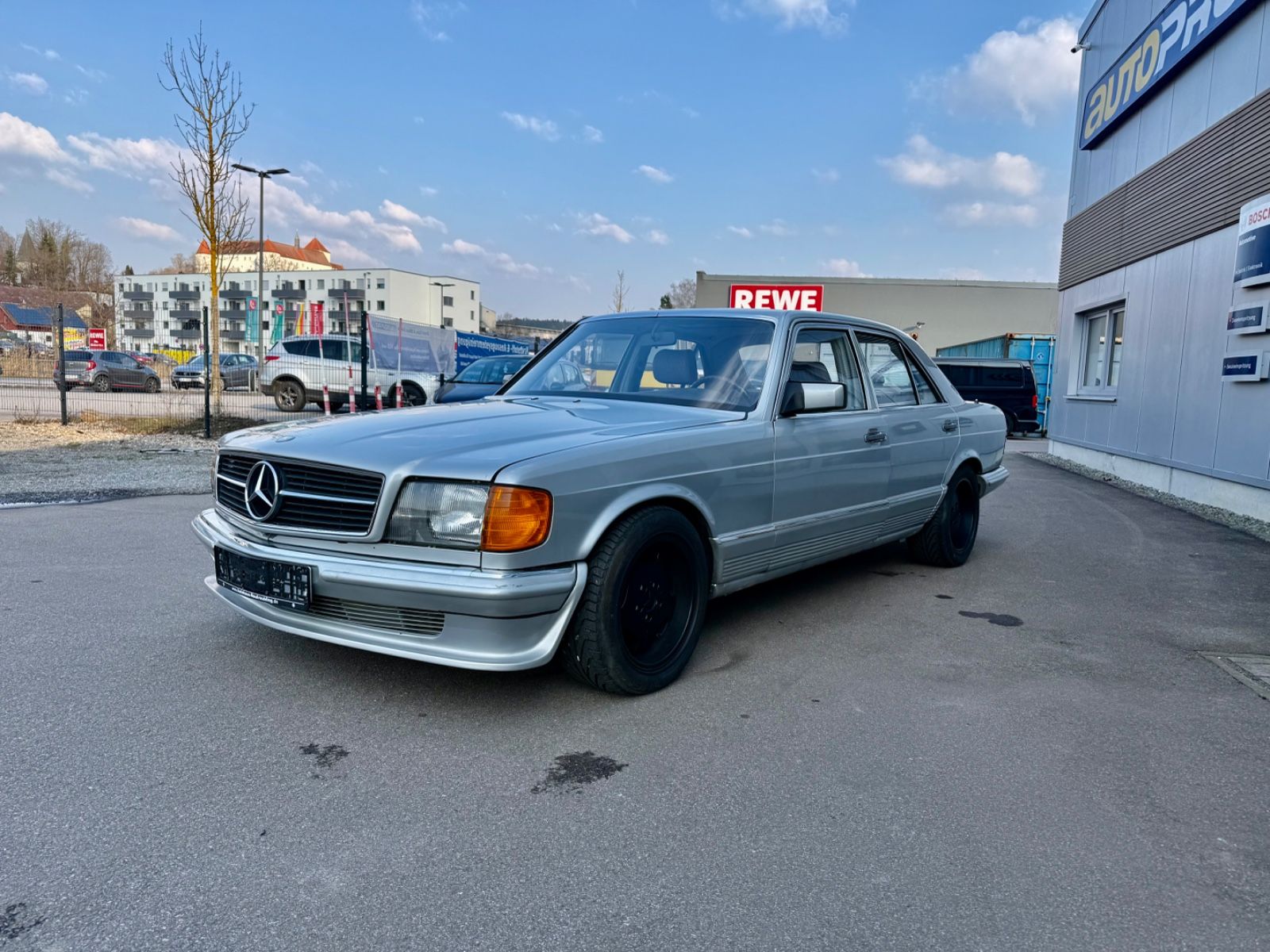 Mercedes 500 - 1