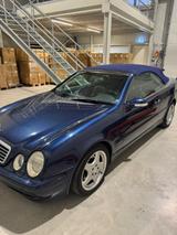 Mercedes-Benz CLK 320 Cabrio (2. Hand) - Mercedes-Benz CLK 320 Gebrauchtwagen in Duisburg