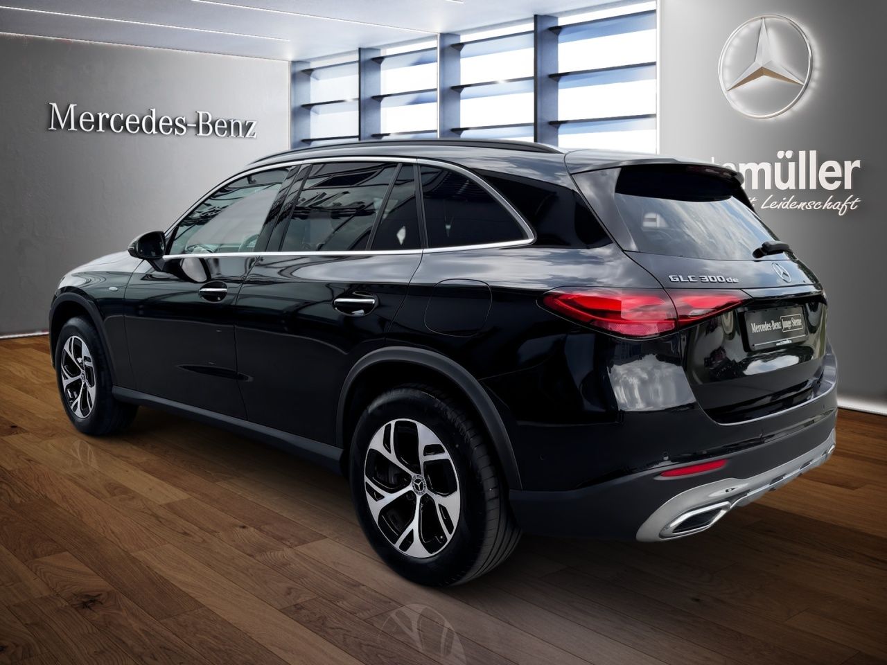 Fahrzeugabbildung Mercedes-Benz GLC 300 de 4M EDITION+AHK+HEADUP+360+MEMOR+DISTR