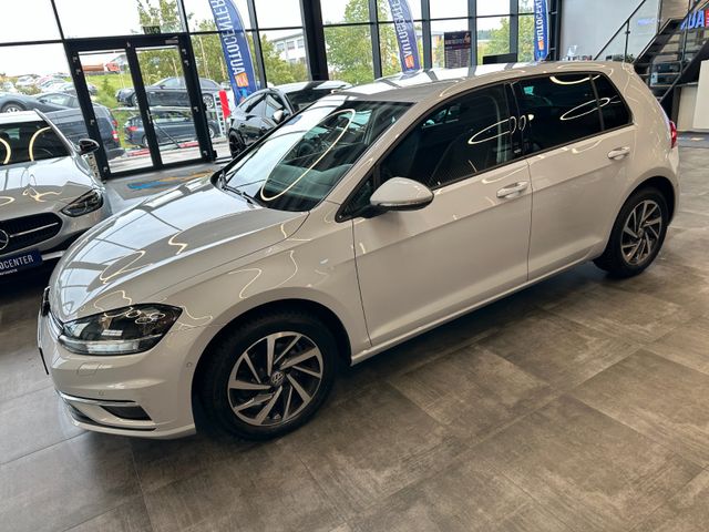 Volkswagen Golf VII Lim. *ACC*NAV*KLIMA*PDC*KAM*SZHZ*