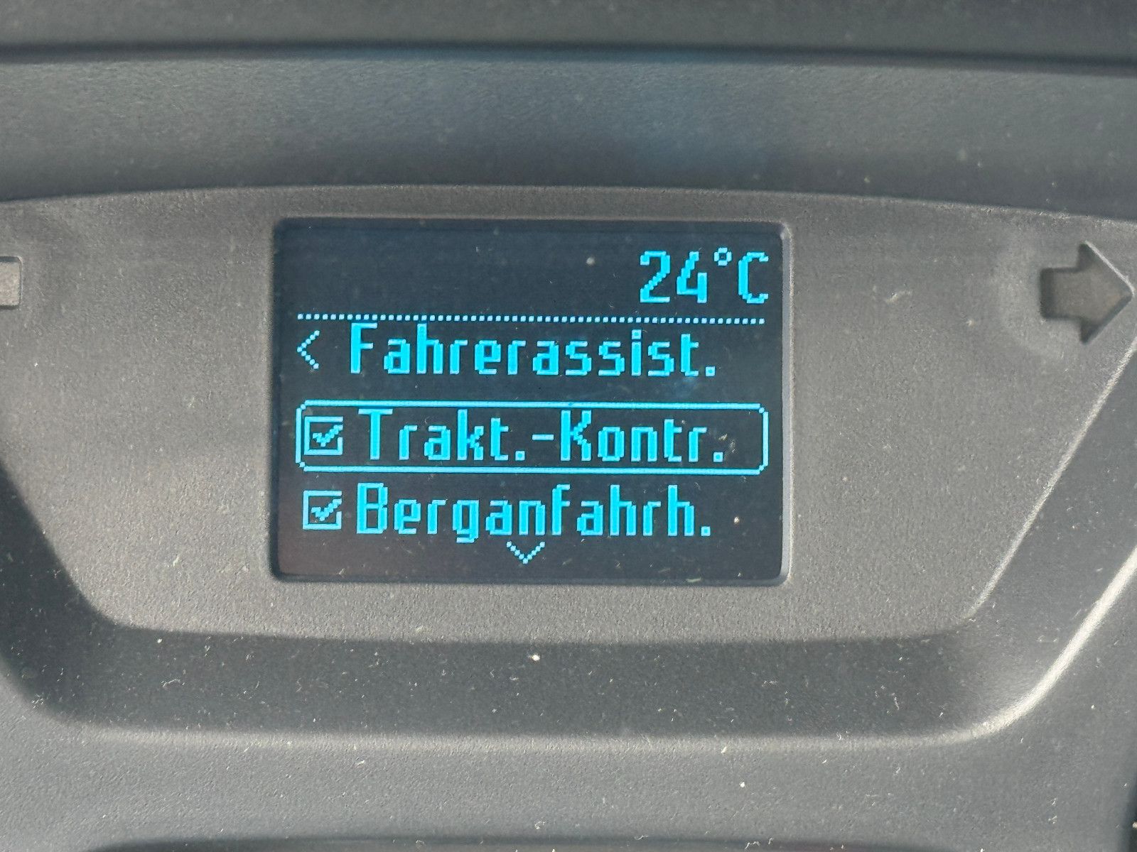 Fahrzeugabbildung Ford Transit Custom 2.2 TDCI HOCHDACH L2 H2 3-SITZER