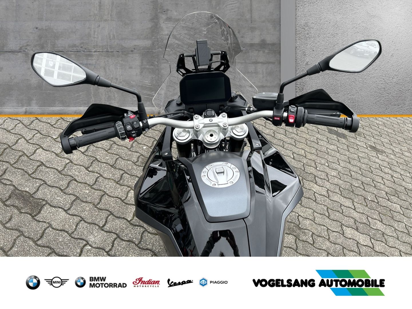 Fahrzeugabbildung BMW F 900 GS Dynamic-Paket, Akrapovic-Endschalldämpf