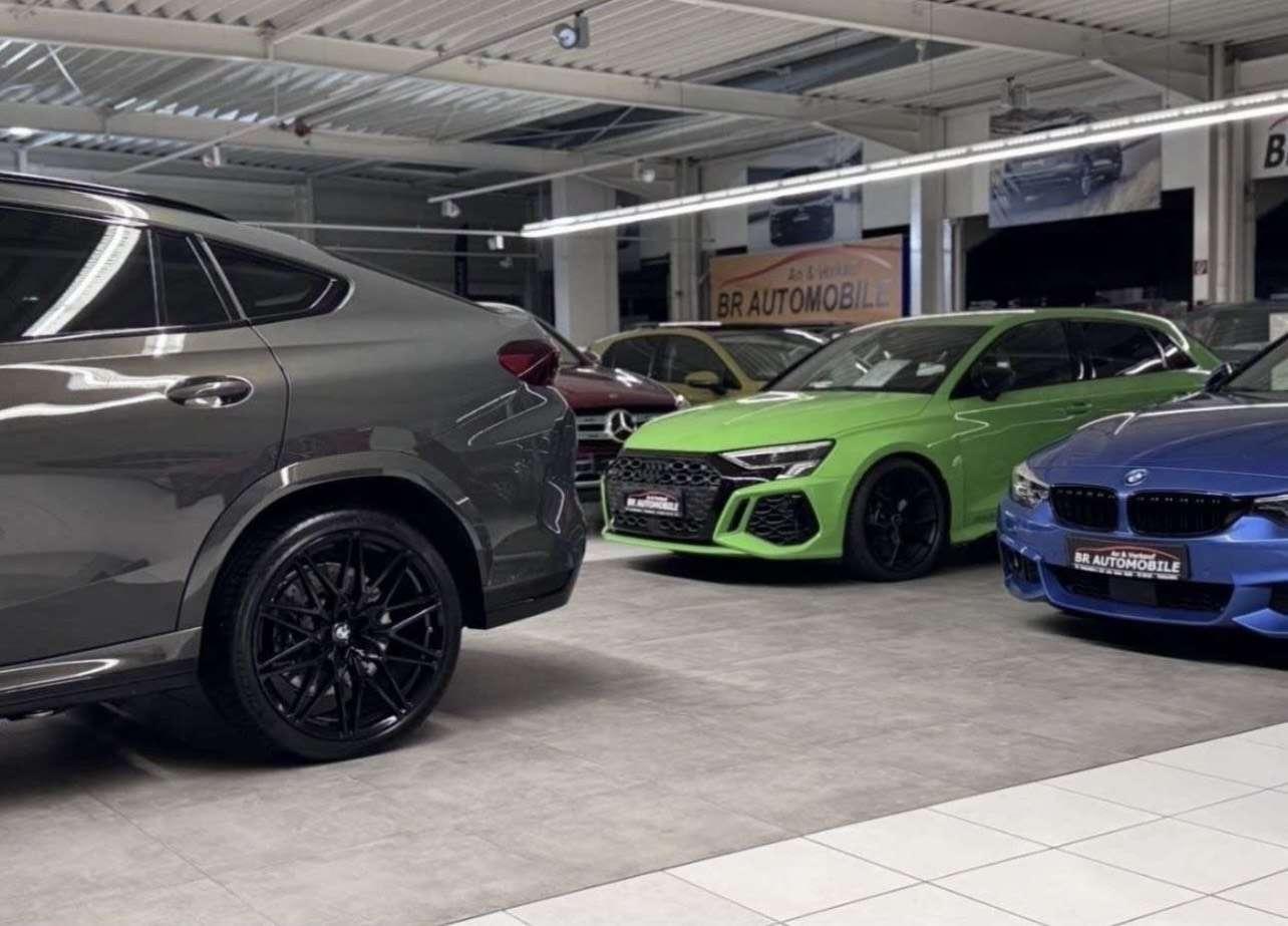 Volkswagen Golf Sportsvan Highline*Xenon*Massage*AHK*Kamera