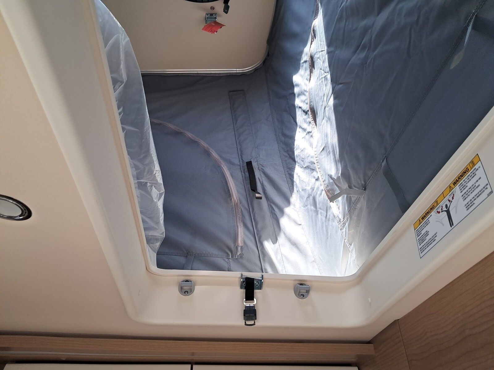 Fahrzeugabbildung Malibu Van compact 540 DB Klimaautomatik, Radio DAB,