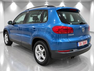 Volkswagen Tiguan - 6