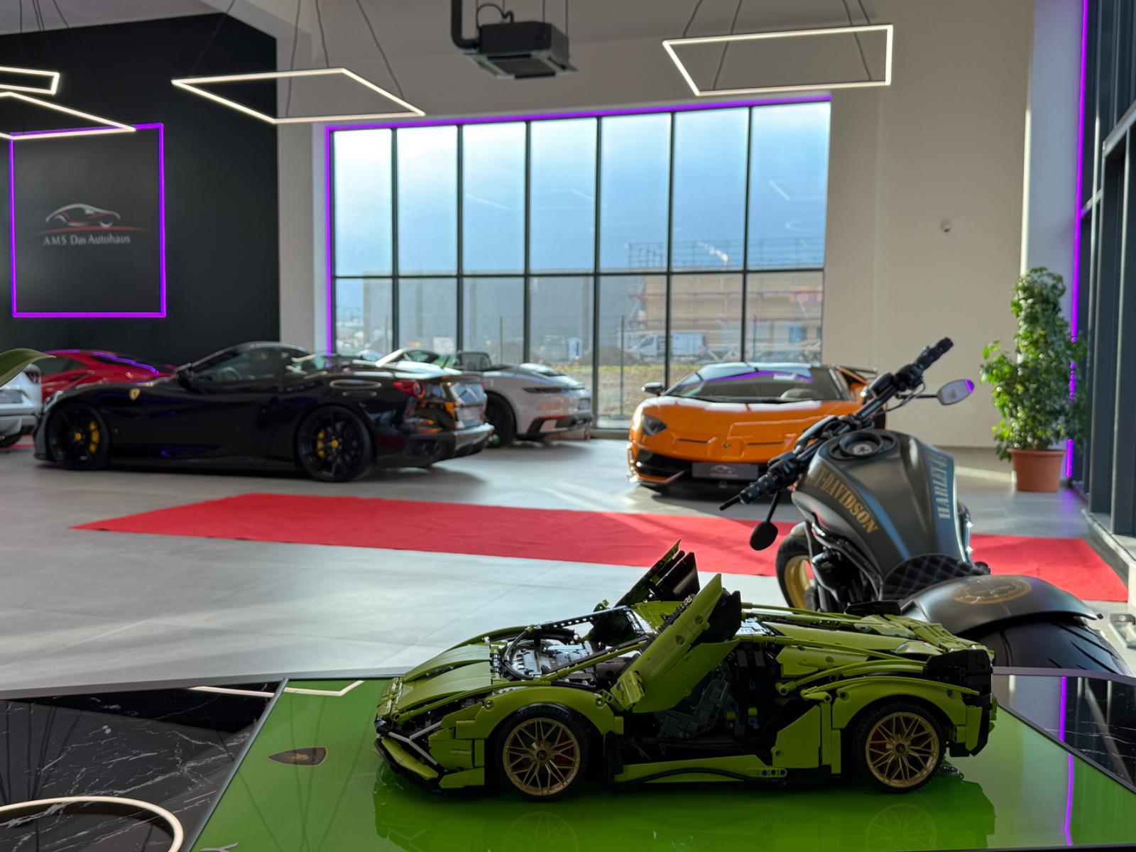 showroom-image-main