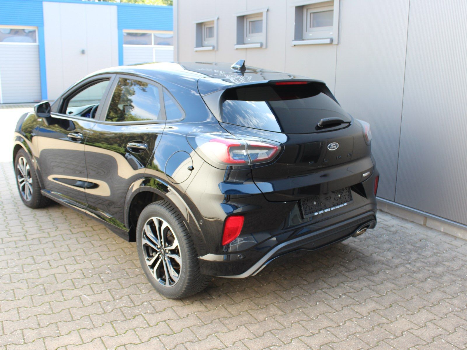 Fahrzeugabbildung Ford Puma ST-Line X 1,0 EcoBoost Mild Hybrid
