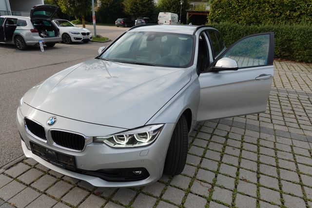 BMW 320d xDrive Touring Automatic - Leder