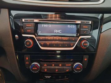 Nissan Qashqai - 11