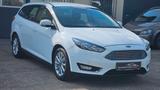 Ford Focus Turnier Titanium*Garantie*S-Heft*TÜV*AHK* - Ford Focus Gebrauchtwagen in Mönchengladbach