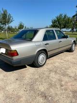 Mercedes-Benz E230 (W124)  Juwel aus Familienbesitz  - gebrauchte Mercedes-Benz 230 aus dem Jahr 1986