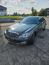 Mercedes-Benz Mercedes S-Klasse 420 CDI Lang V8 - Mercedes-Benz E 420 mit Diesel-Antrieb: Automatik