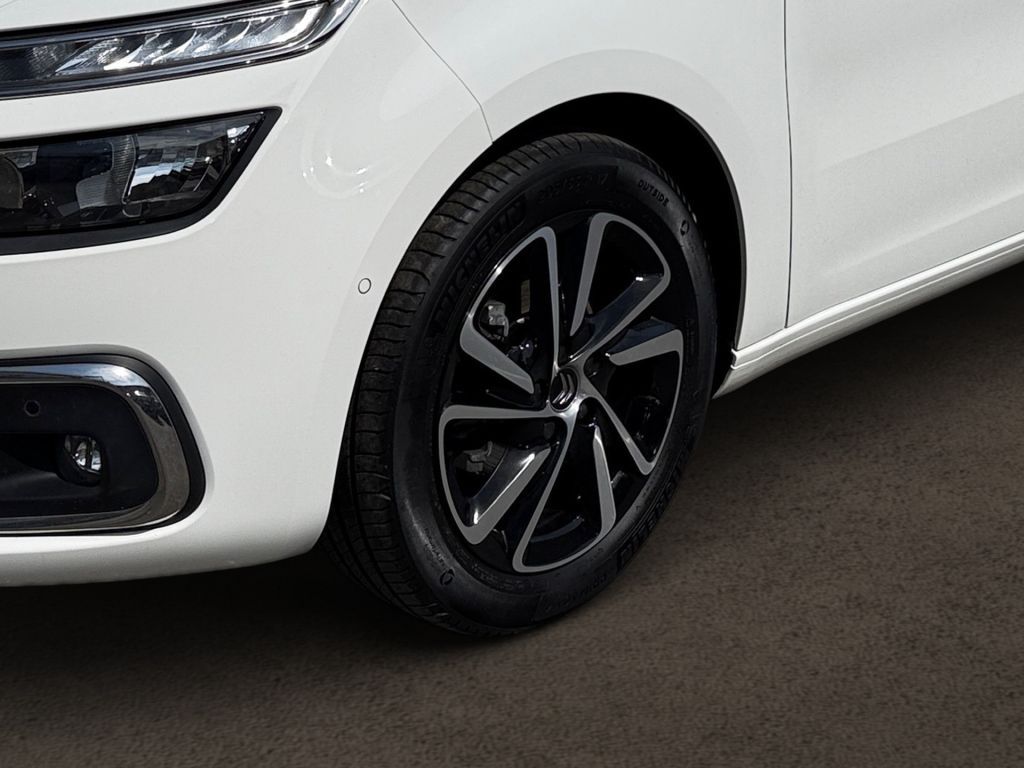 Fahrzeugabbildung Citroën Grand C4 Spacetourer PureTech 130 EAT8 SHINE