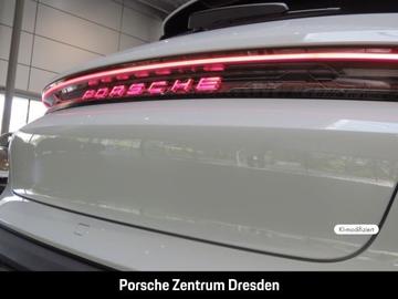 صورة مصغرة 33 لـ 2025 Porsche TAYCAN