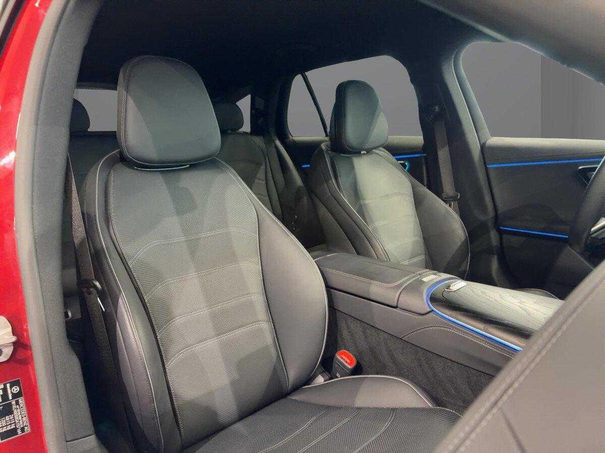 Mercedes-Benz E 220d T-Modell AMG Advanced+NAVI+DISTRONIC