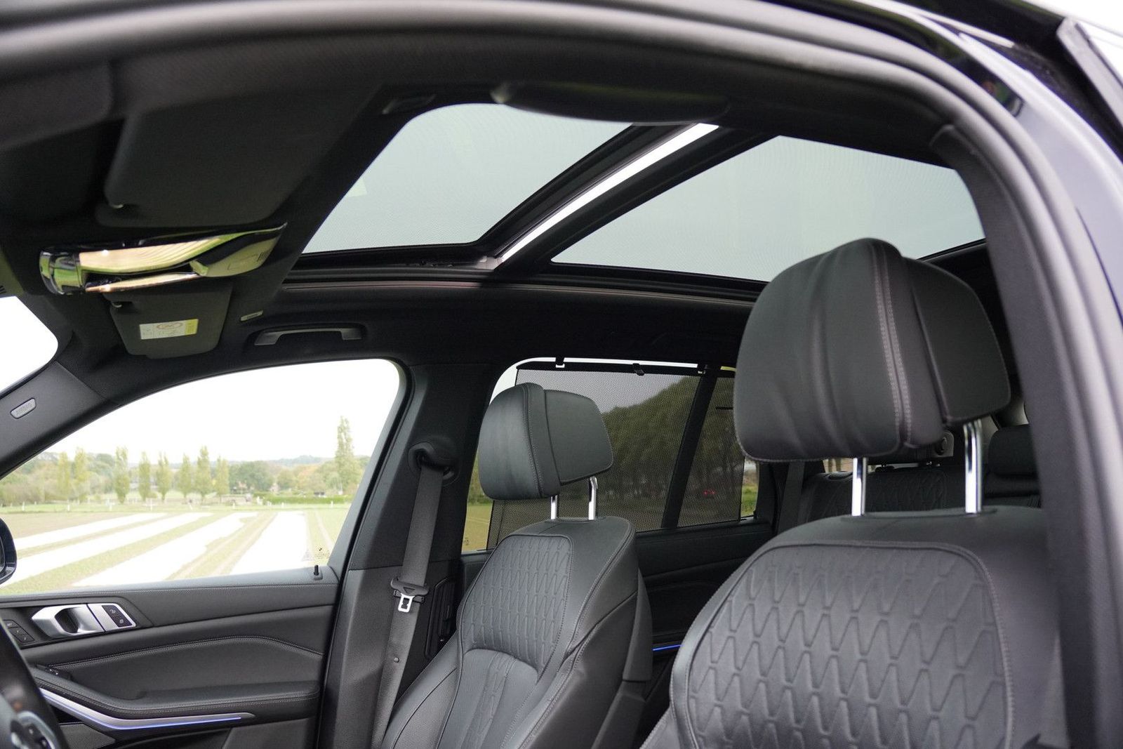 BMW X5 xDrive40i High Executive / Sky Lounge / Trekh imagem 3