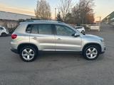 Volkswagen Tiguan 2.0 TDI SCR BMT Sport&Sty.,Navi,PDC,AHK - Volkswagen Gebrauchtwagen in Stuttgart