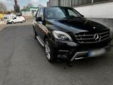 Mercedes-Benz Mercedes ml w166 350 4Matic - Mercedes-Benz ML 350 in Duisburg