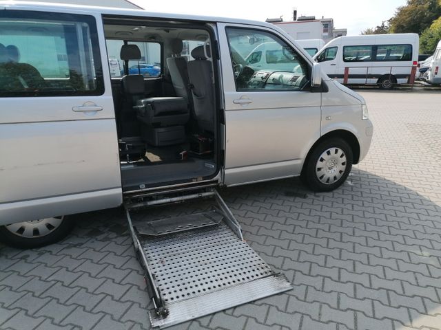 Volkswagen T5 Multivan Behindertenumbau 1 Hand Webasto