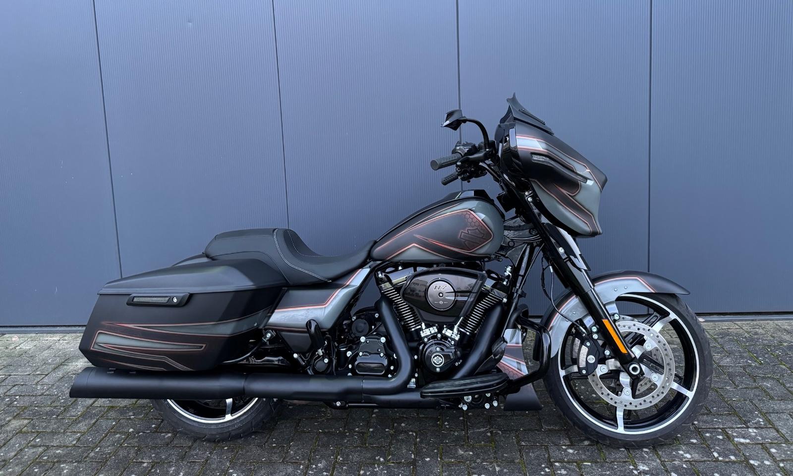 Harley-Davidson FLHX Street Glide 117  ABS  1A Zustand Garantie