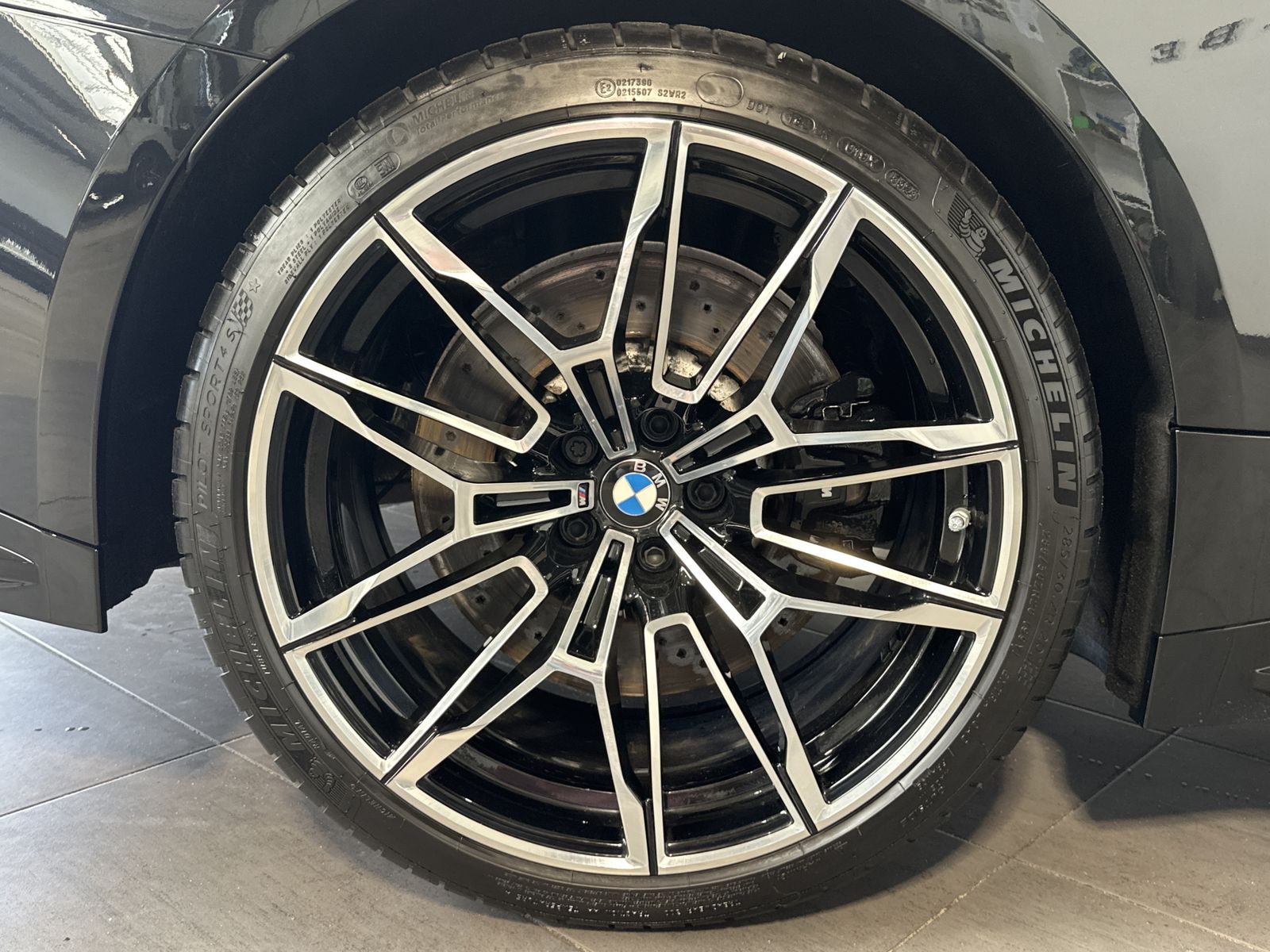 Fahrzeugabbildung BMW M4 xDrive Competition MDriver's NAV+LASER+HEADUP
