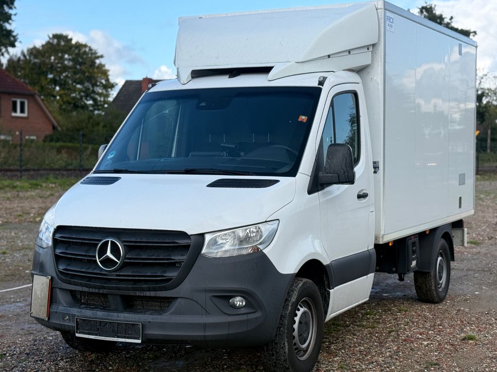 Image of Mercedes-Benz Sprinter