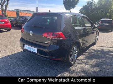 Volkswagen Golf - 6