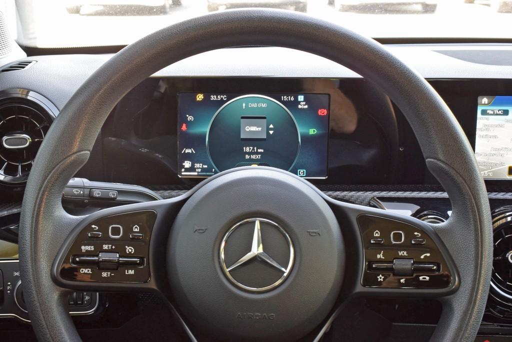 Mercedes-Benz A-Class d 6-Gang *AHK*RüKam*Navi*Tempomat*, миниатюра 10