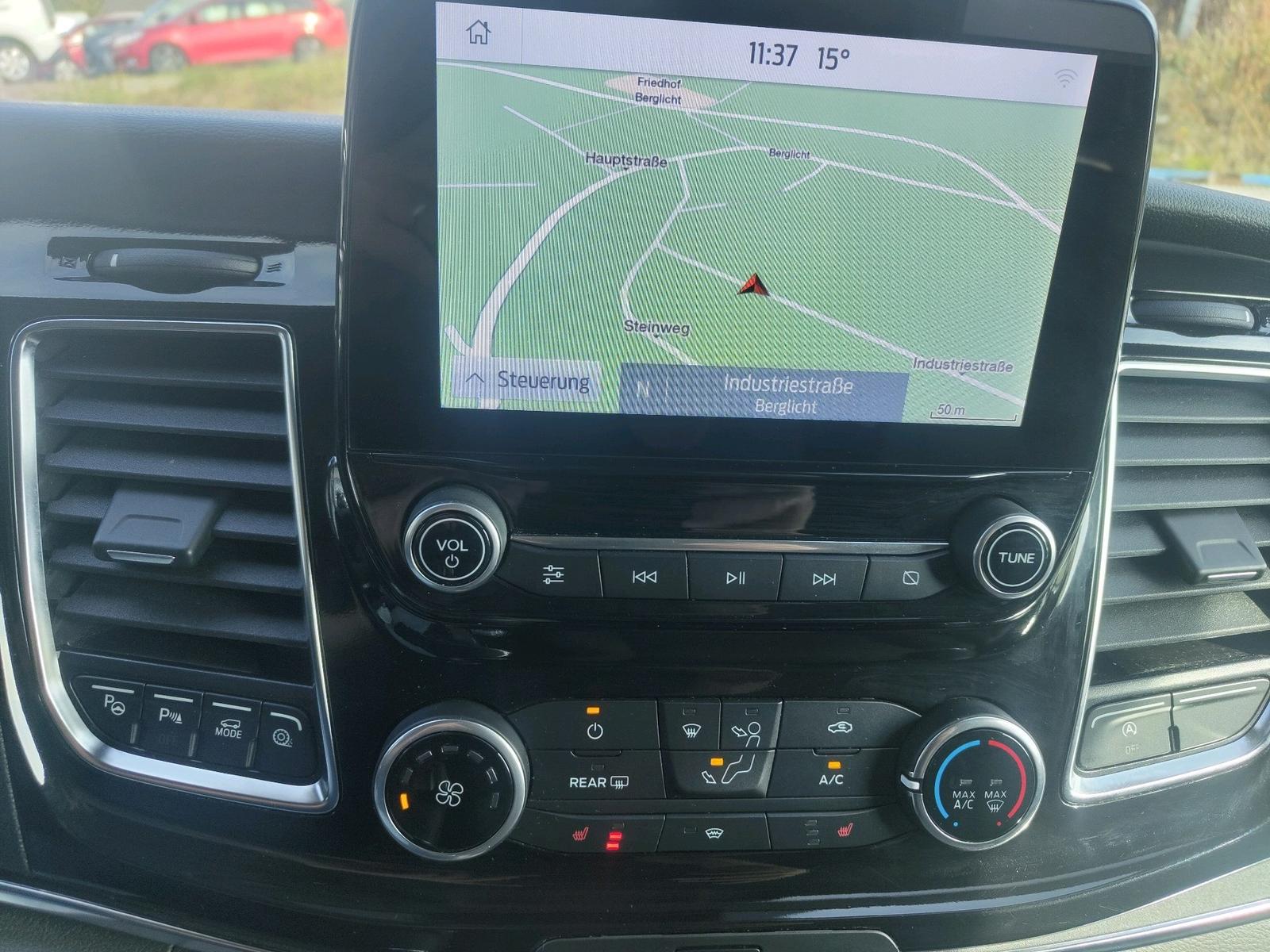 Ford Tourneo Custom Kombi L1 Titanium Automatik