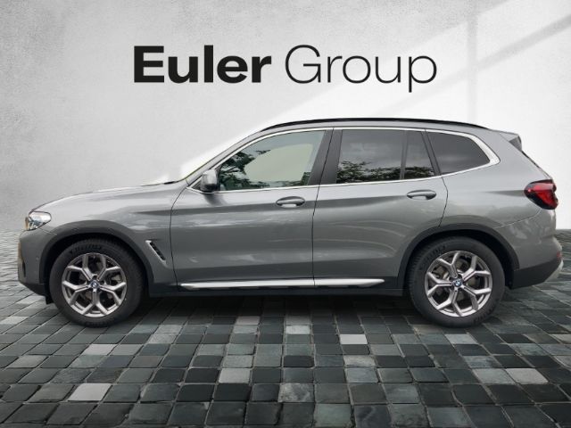 BMW X3 xDrive 20i HUD StandHZG El. Panodach Panorama foto 2