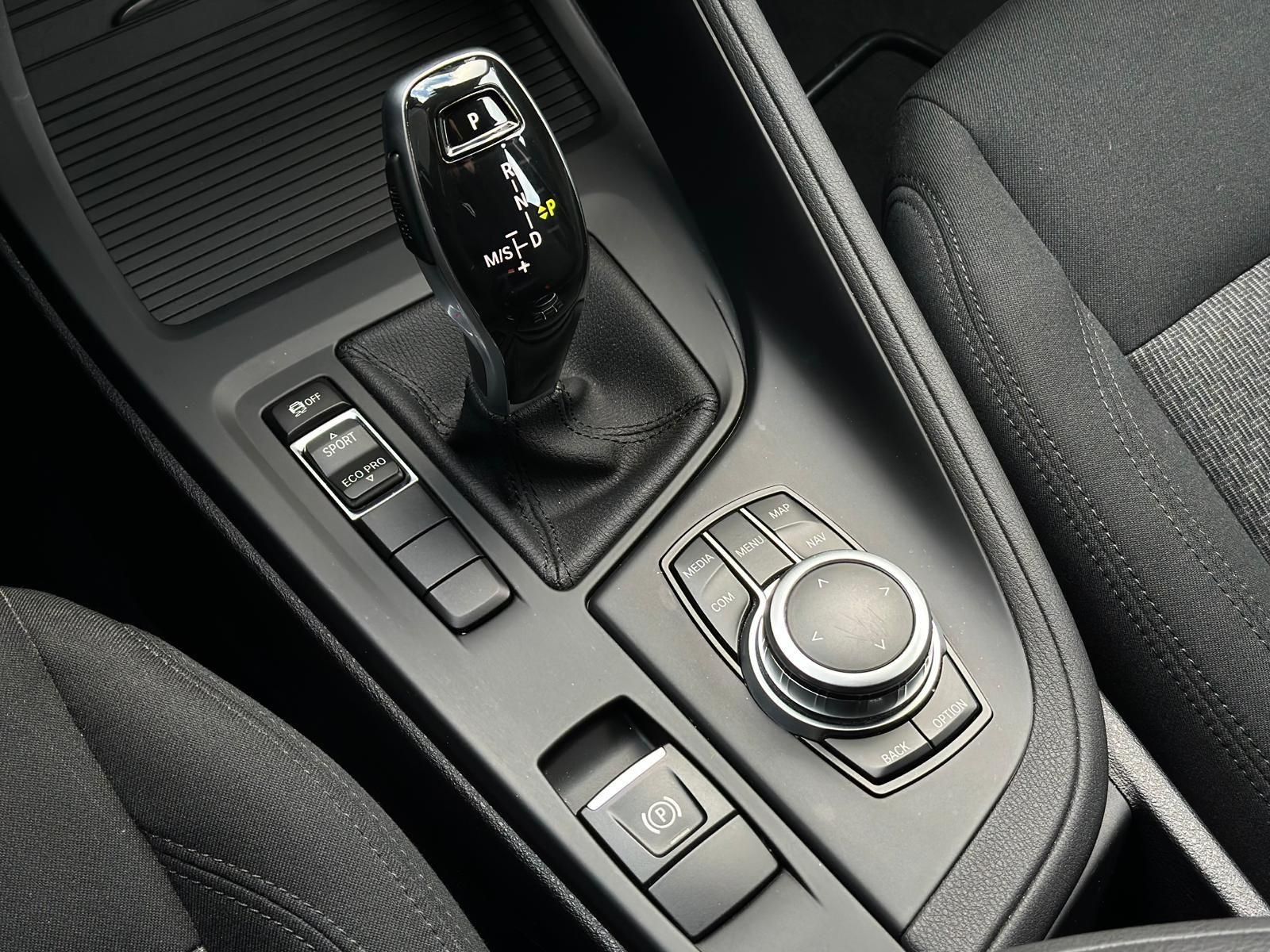 BMW X1 sDrive20i ADVANTAGE* SHZ#HUD#NAV#TEMP#KEYLESS - Image 15