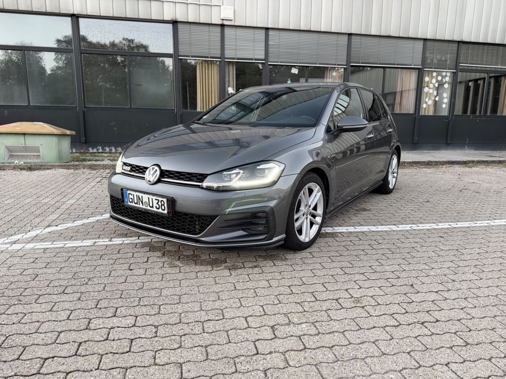 Image of Volkswagen Golf