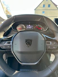 Bild 5 Peugeot 208 Active PURE 1.2 101PS LED SML TEMP USB BT SR