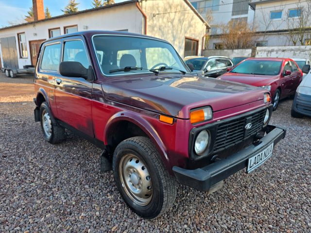 Lada Niva Only AHK*CD-Radio*Tüv Neu*2 Hand*