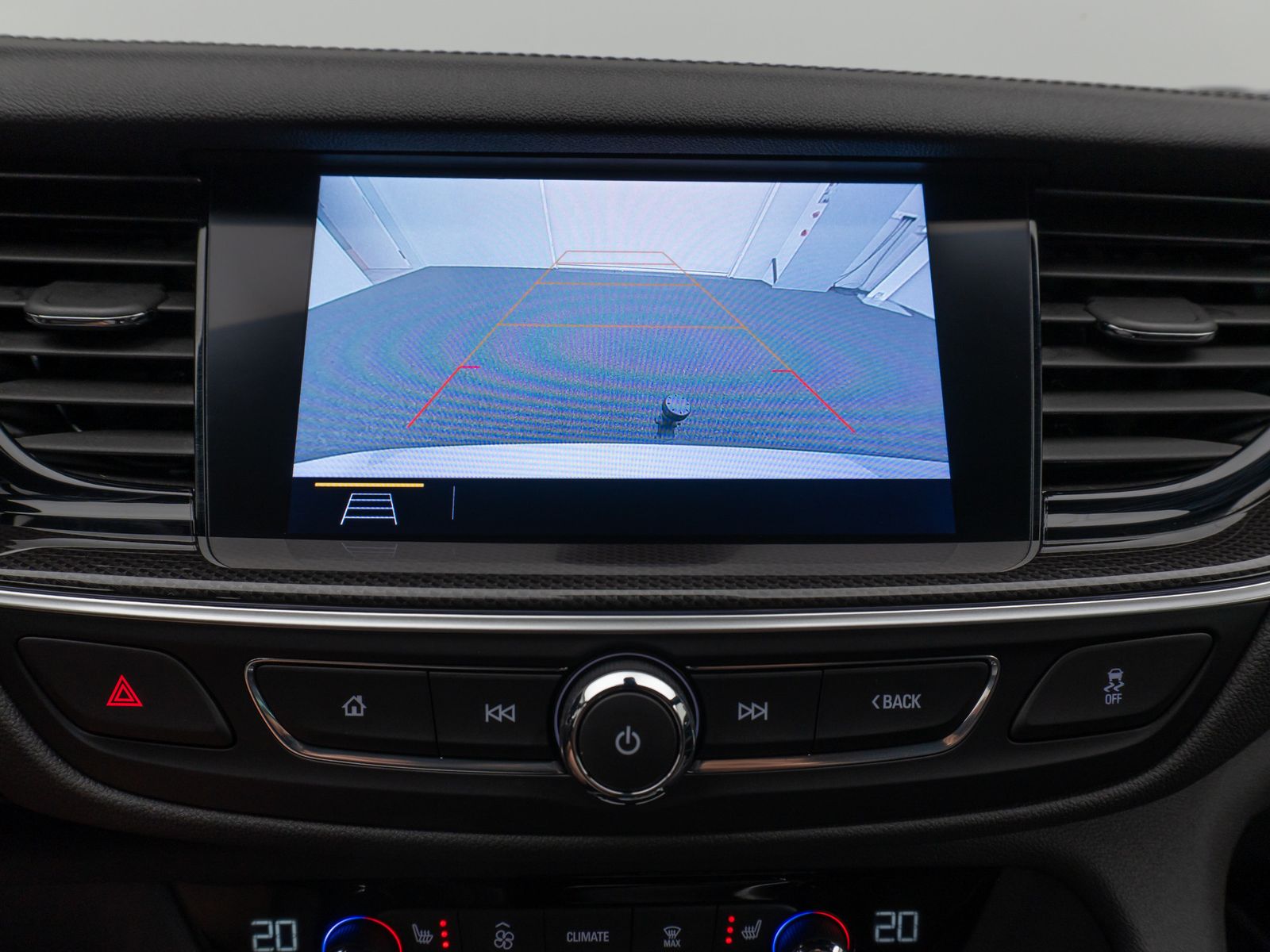 Fahrzeugabbildung Opel Insignia B Sports GSLine Plus 4x4 Kamera HUD AHK