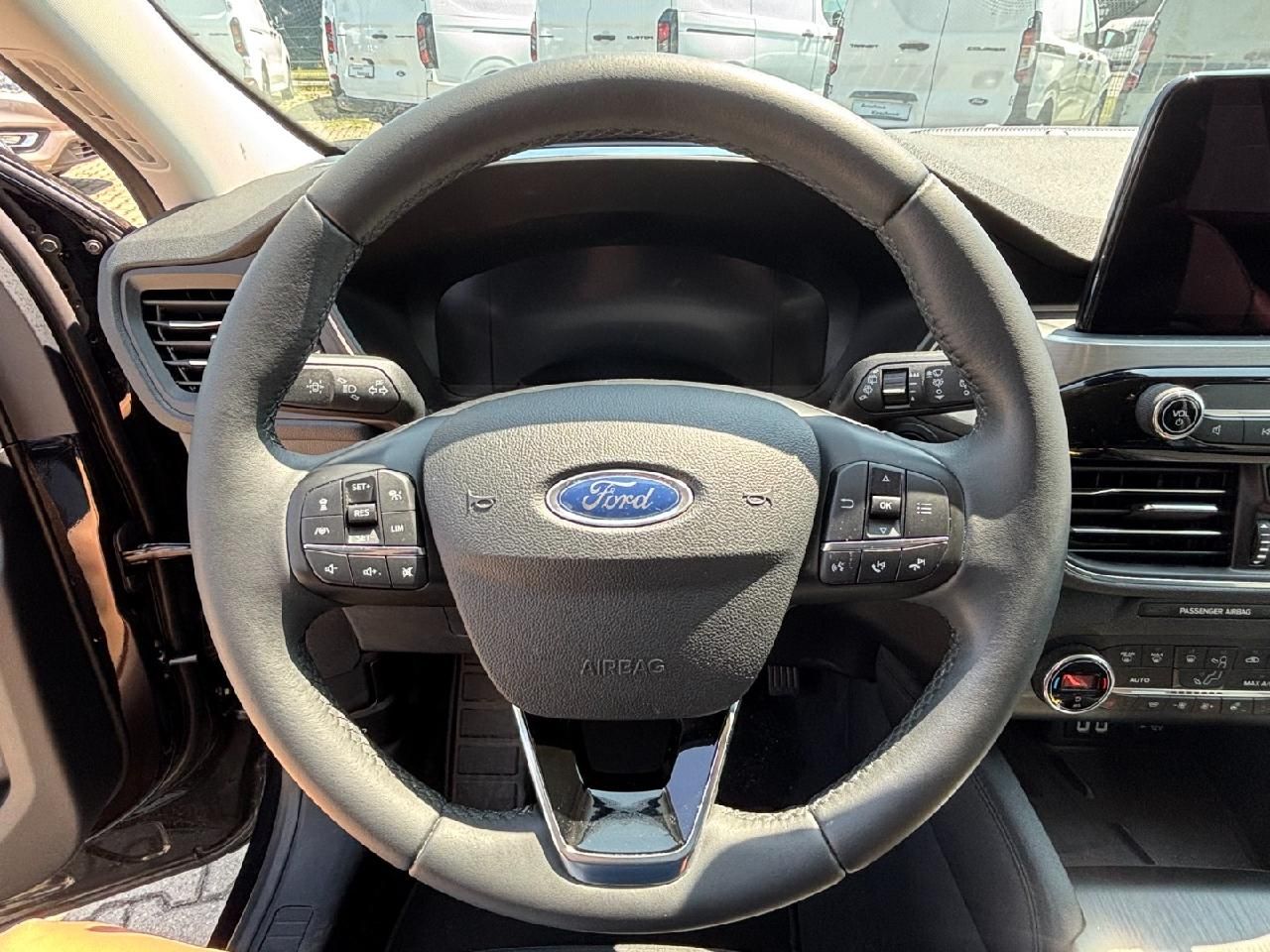 Fahrzeugabbildung Ford Kuga Plug-In Hybrid Titanium X