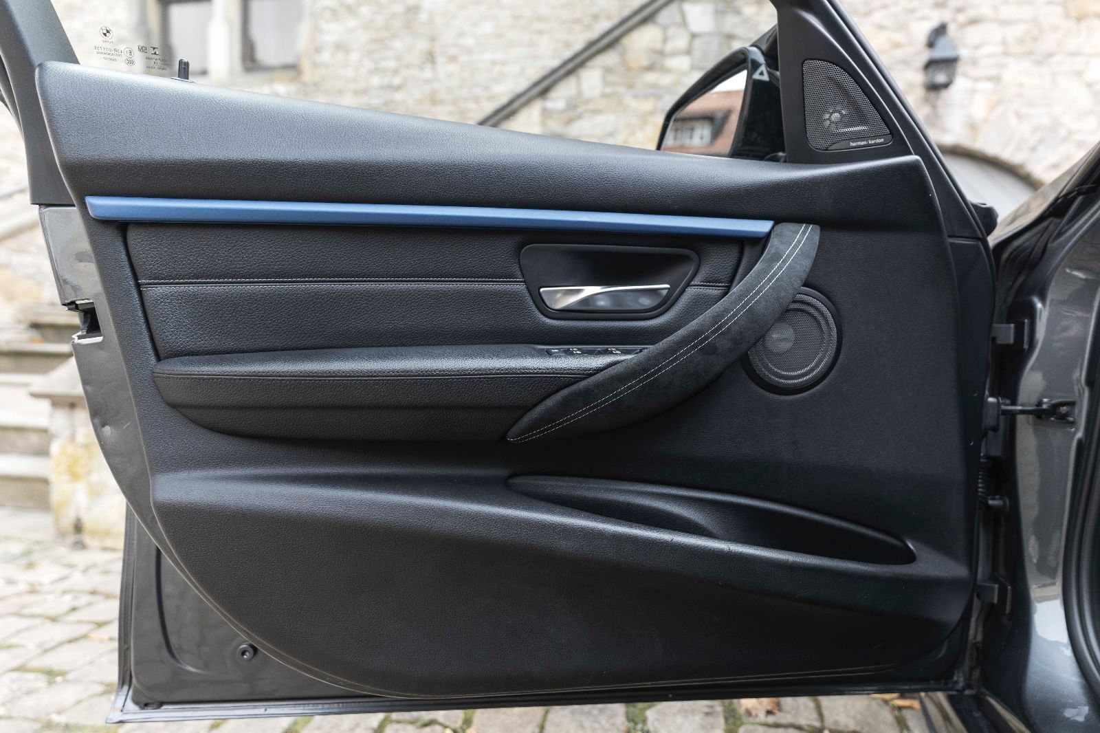 Fahrzeugabbildung BMW 340IX M-Performance H&K HUD LED CARPLAY KAM